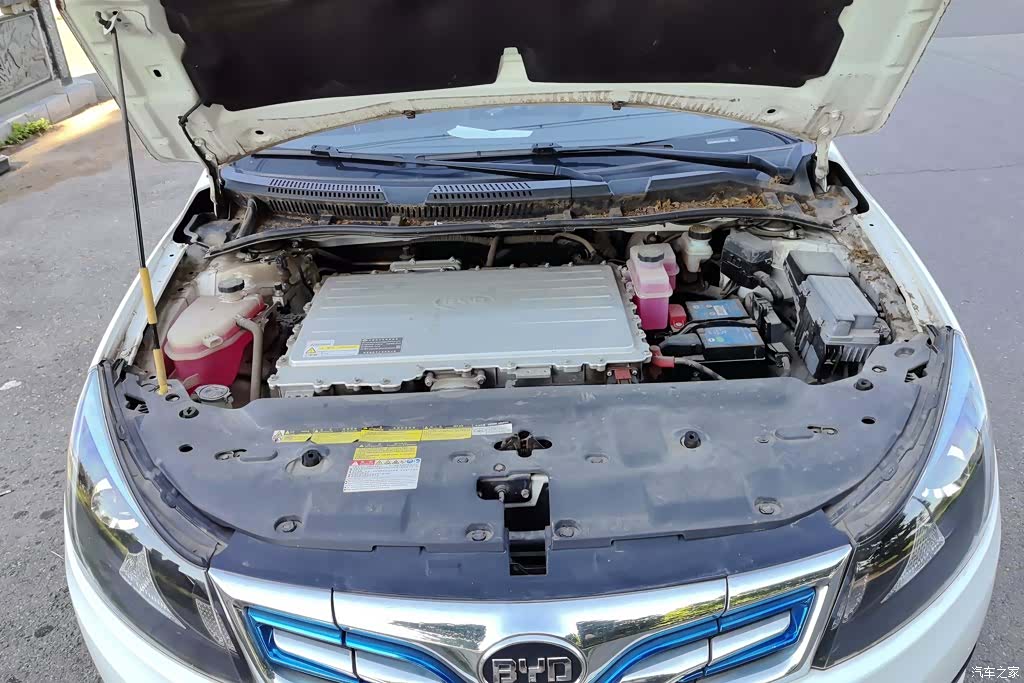 BYD E5, 2016 10