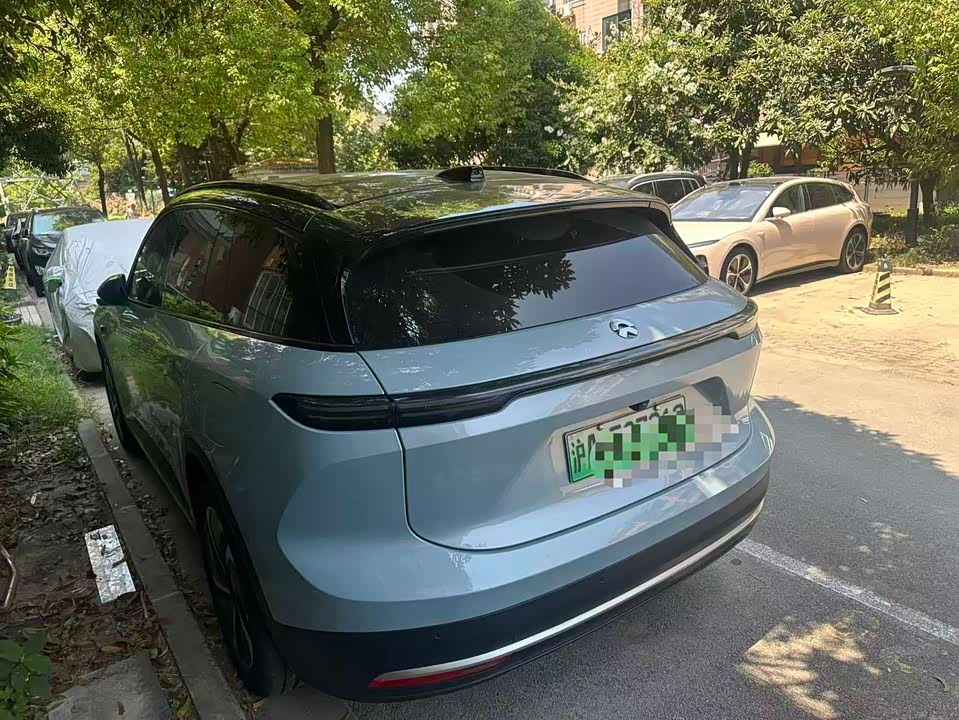 NIO ES6