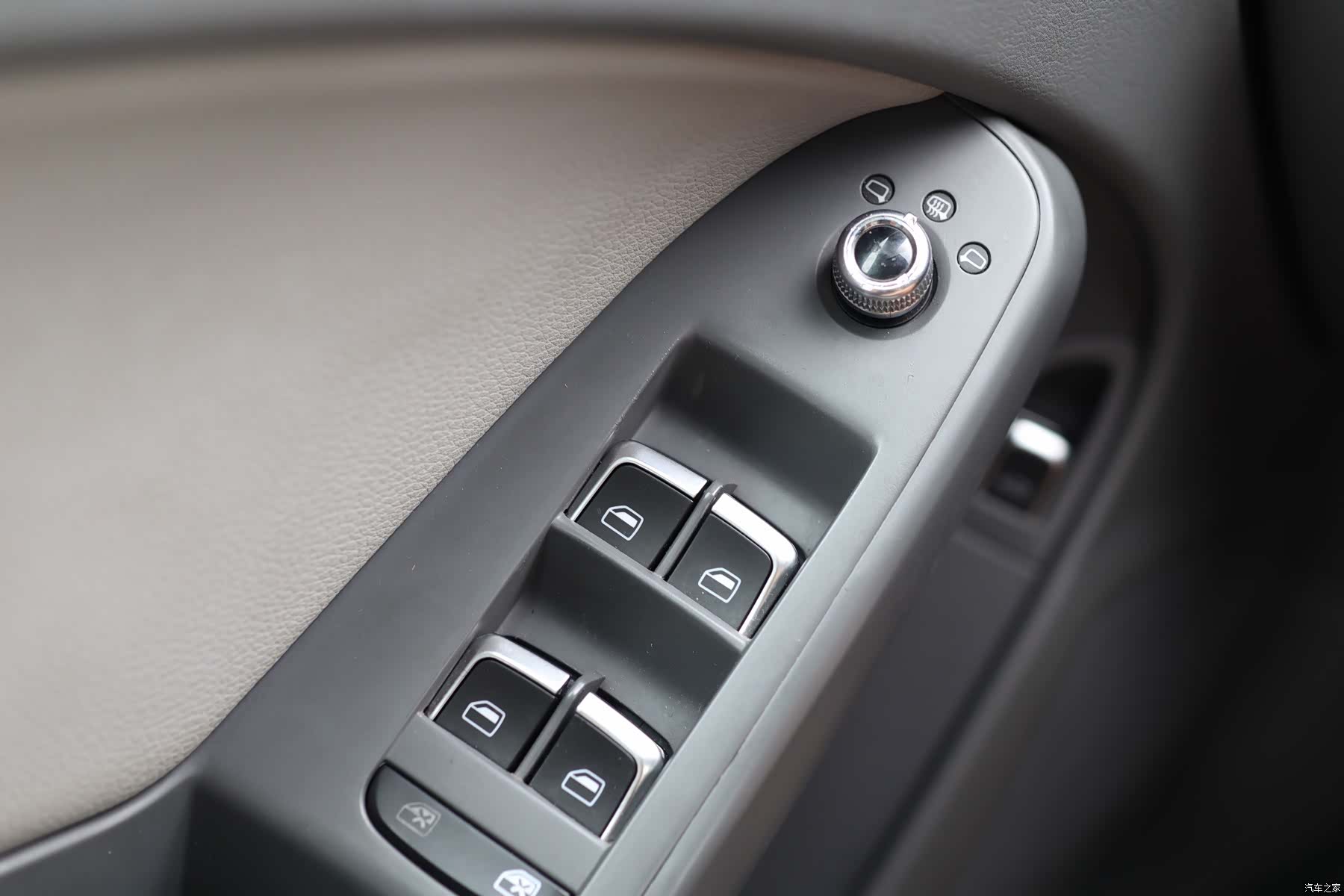 Audi A4L, 2013 12