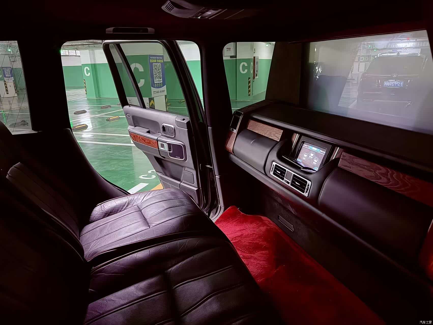 Land Rover Range Rover, 2011 8