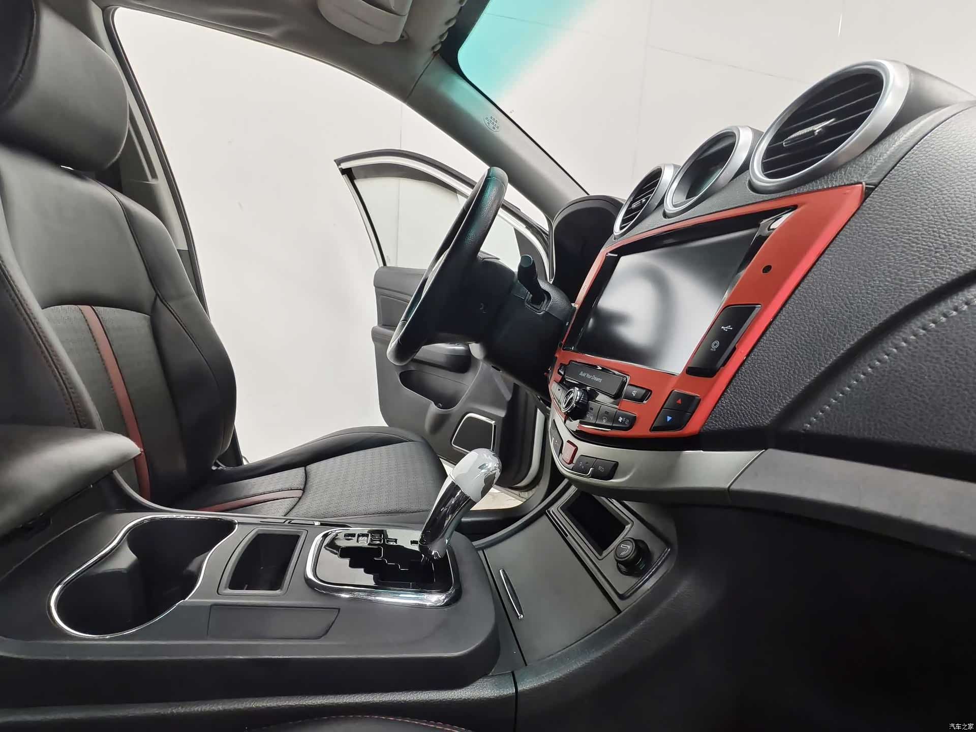 BYD S7, 2015 14