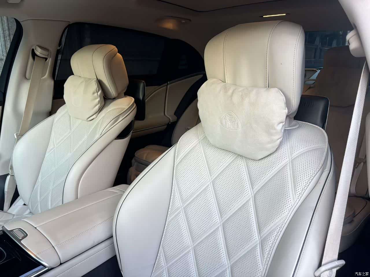 Maybach S-Class, 2022 4