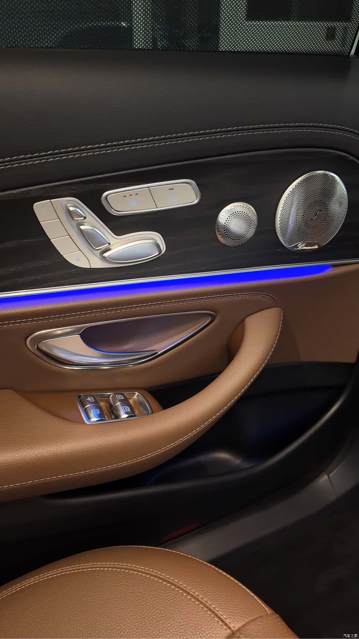 Mercedes-Benz E-Class, 2019 22