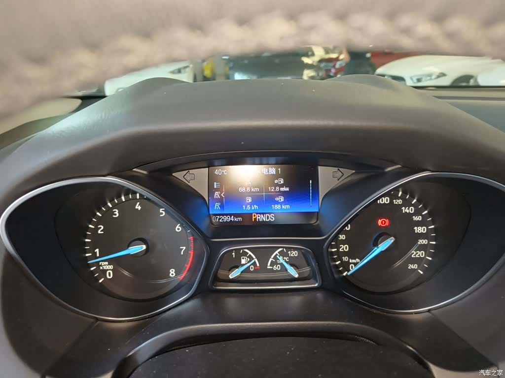Ford Focus, 2018 12