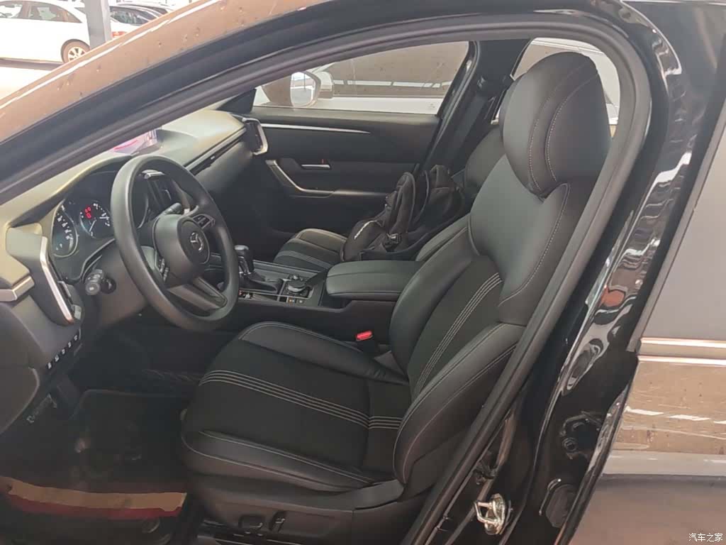 Mazda CX-50, 2024 15