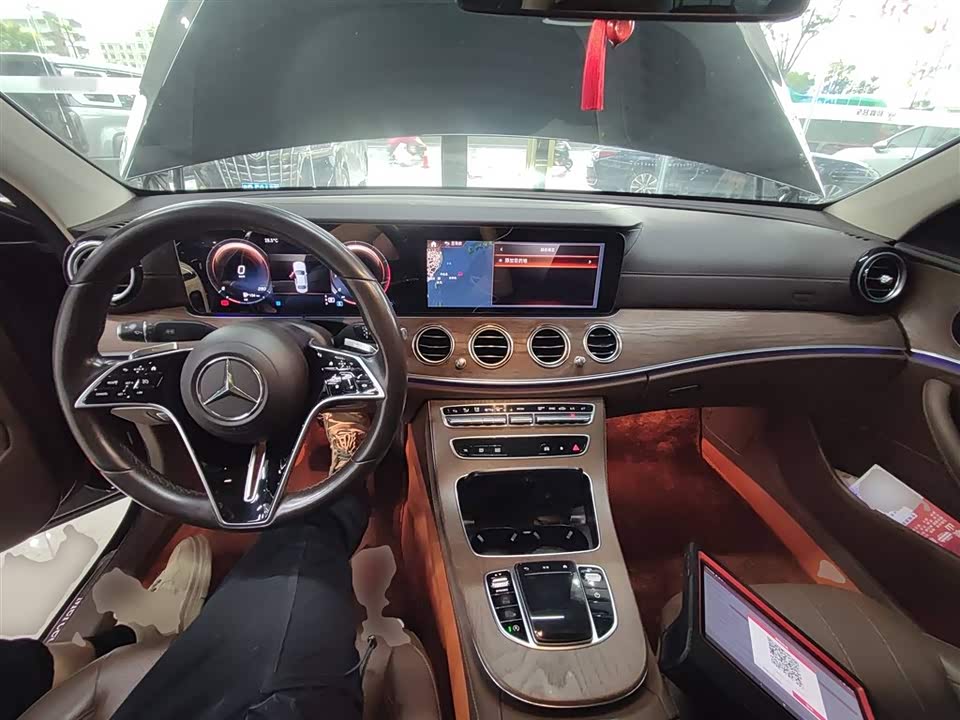 Mercedes-Benz E-class Mercedes-Benz E-class