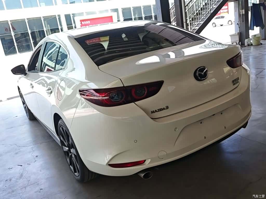 Mazda Mazda3, 2022 все фото