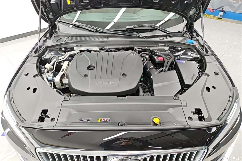 Volvo S90, 2024 10