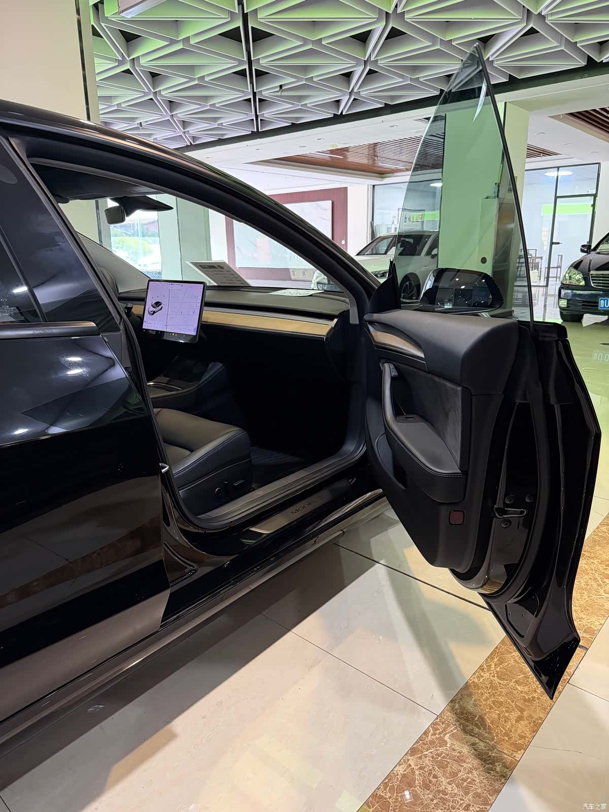 Tesla Model 3, 2021 9