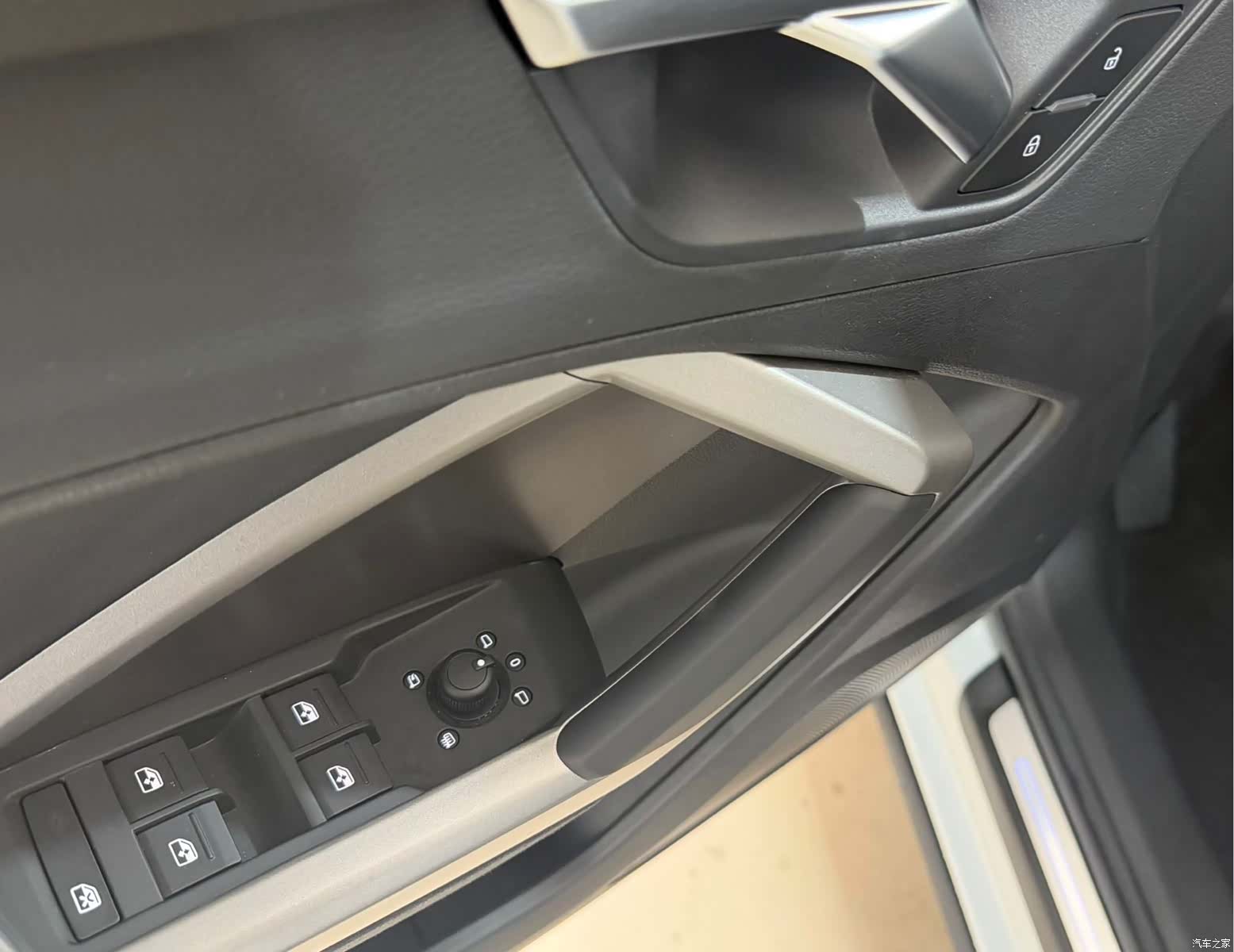 Audi Q3, 2023 16
