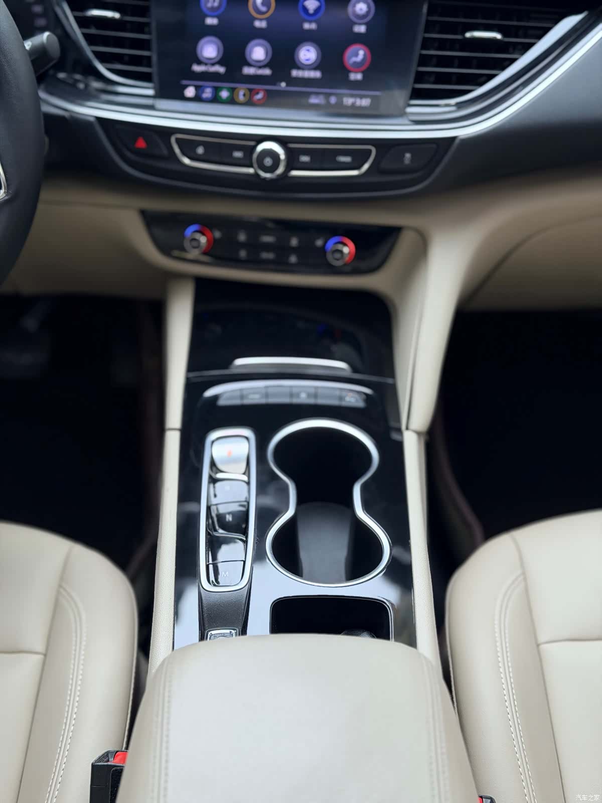 Buick Regal, 2022 10