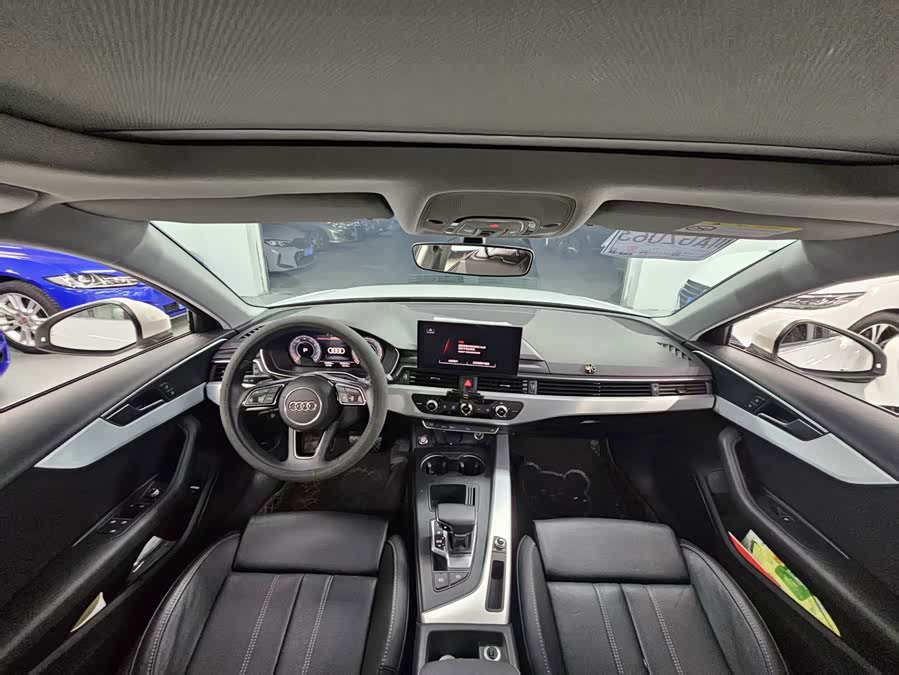 Audi A4L 2022, фото 8