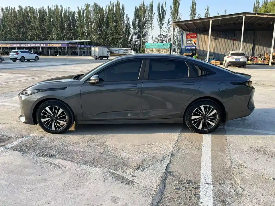 Changan A05