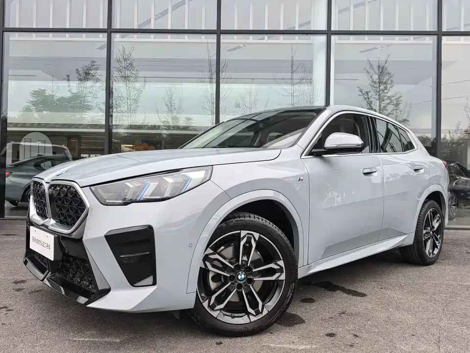 BMW X2