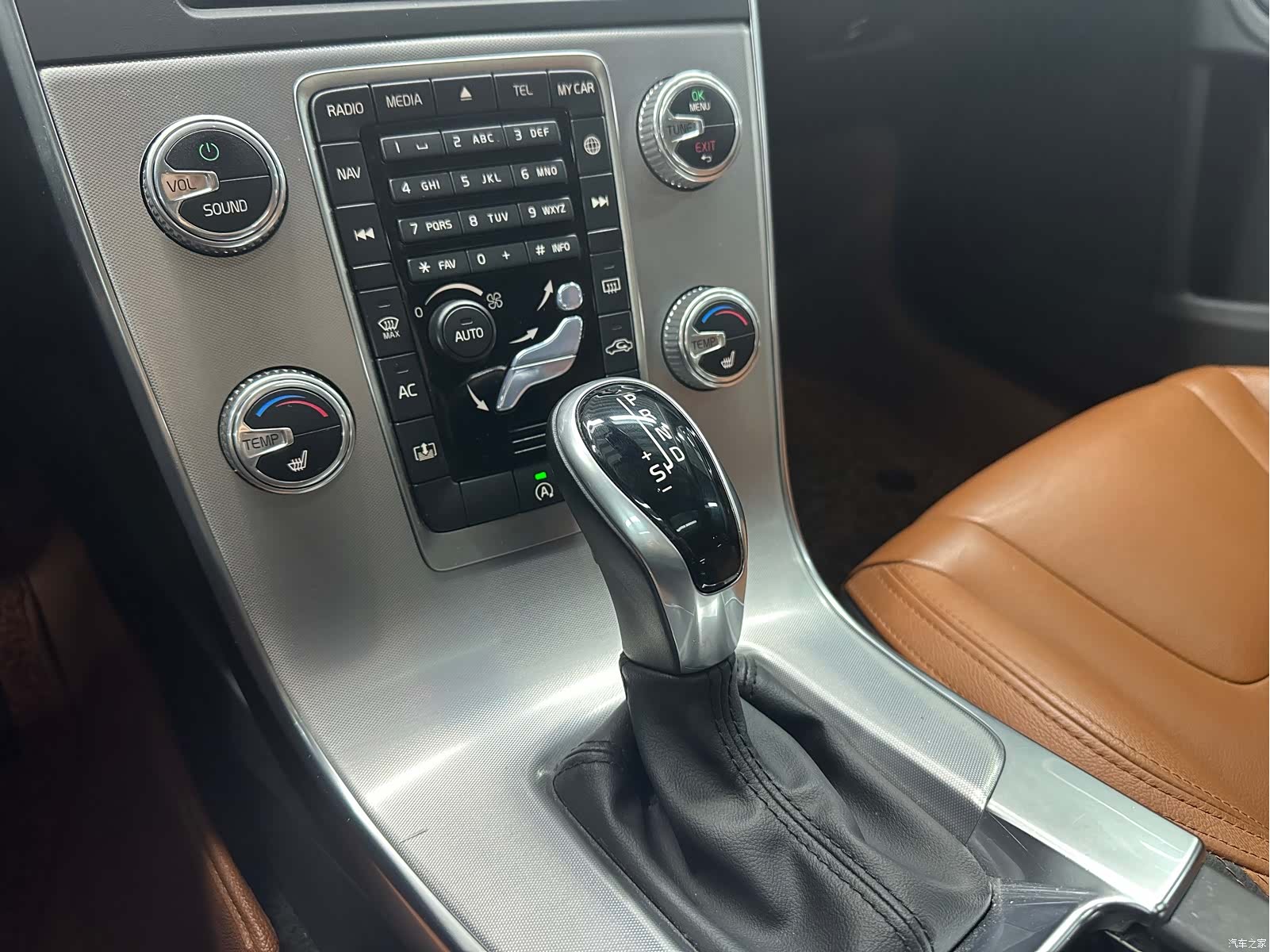 Volvo S60, 2017 16