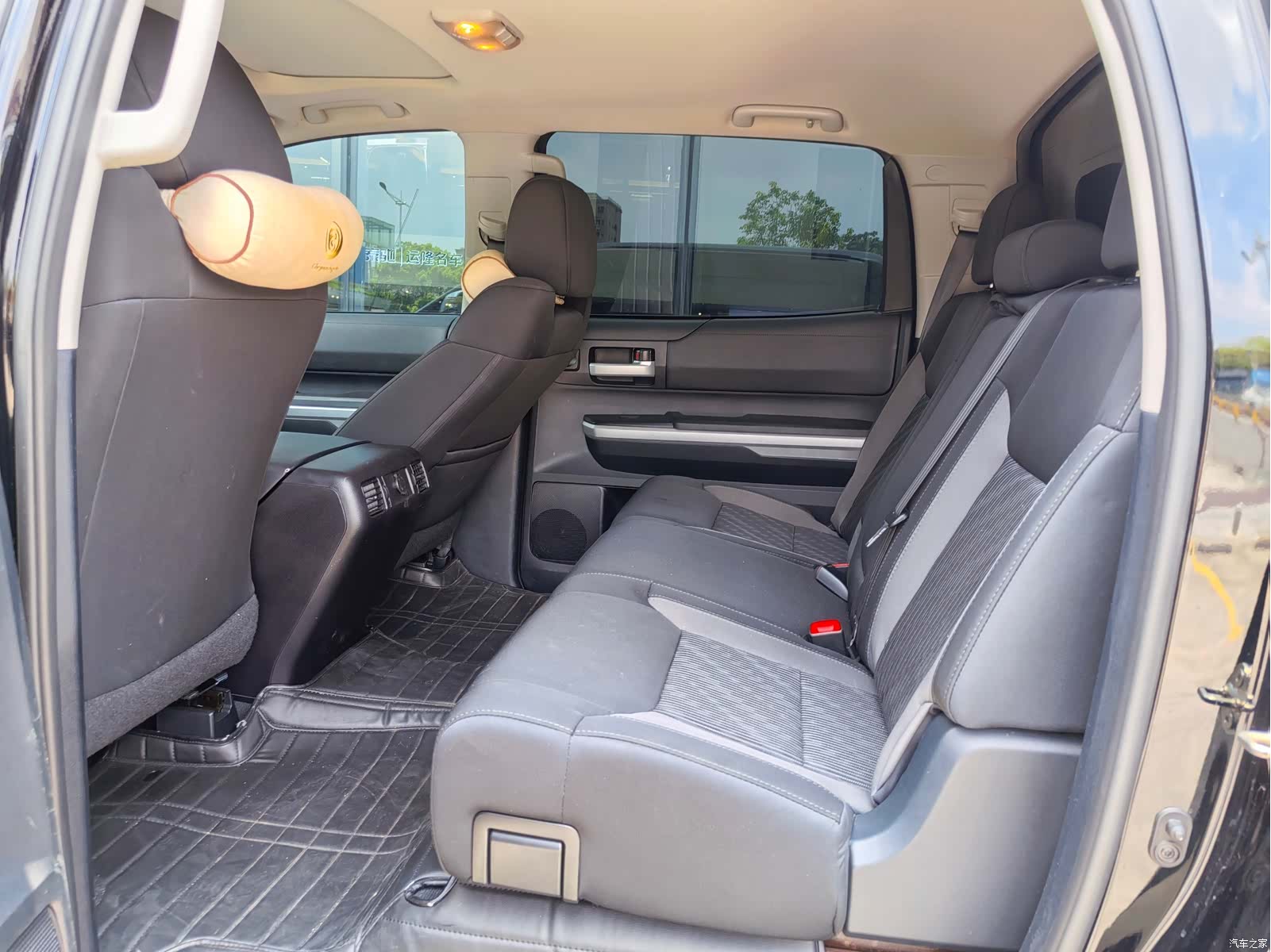 Toyota Tundra, 2015 6