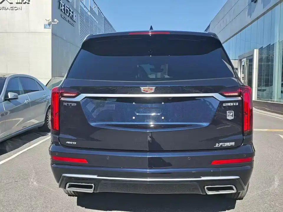Cadillac XT6