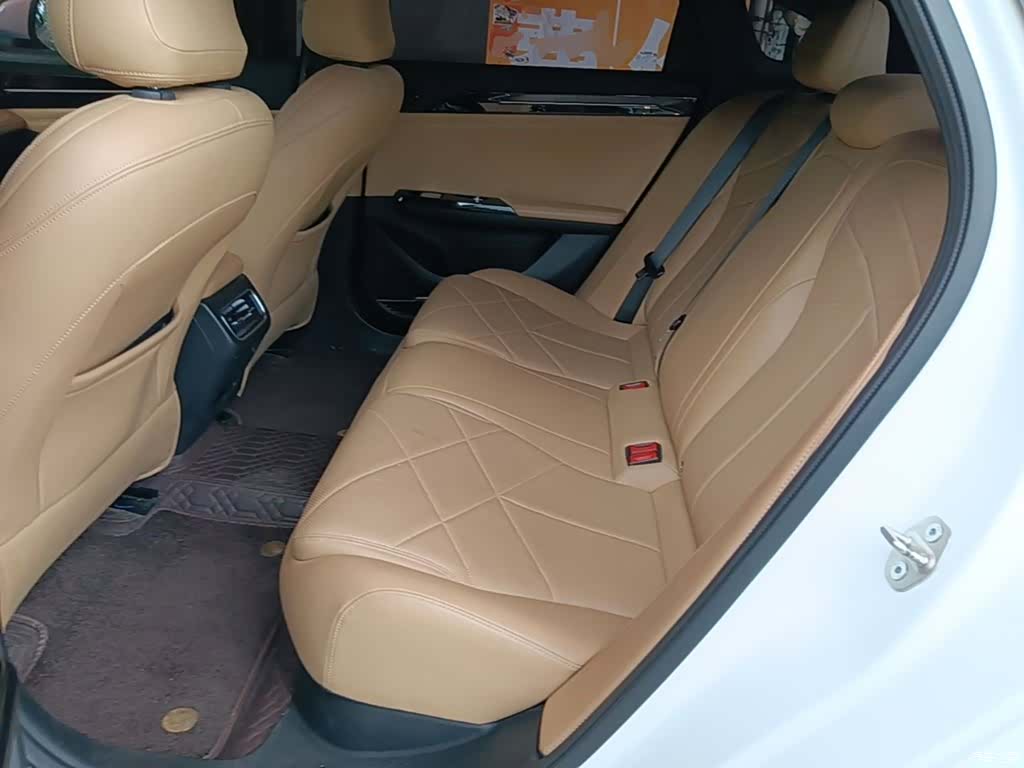 Geely Galaxy L6, 2024 17