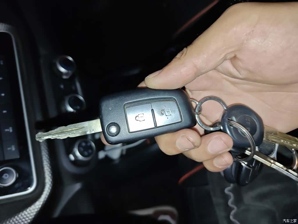 Nissan Kicks, 2017 12