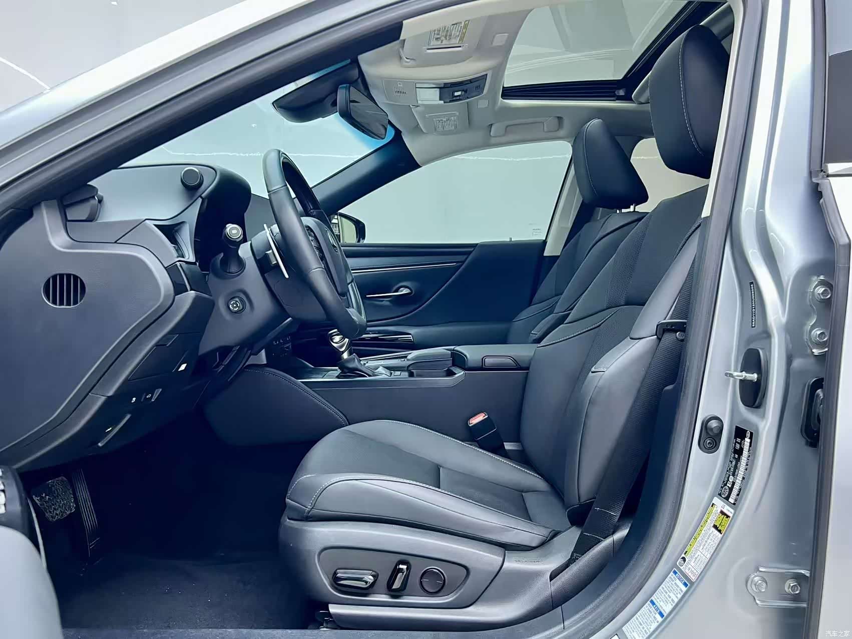 Lexus ES, 2023 8
