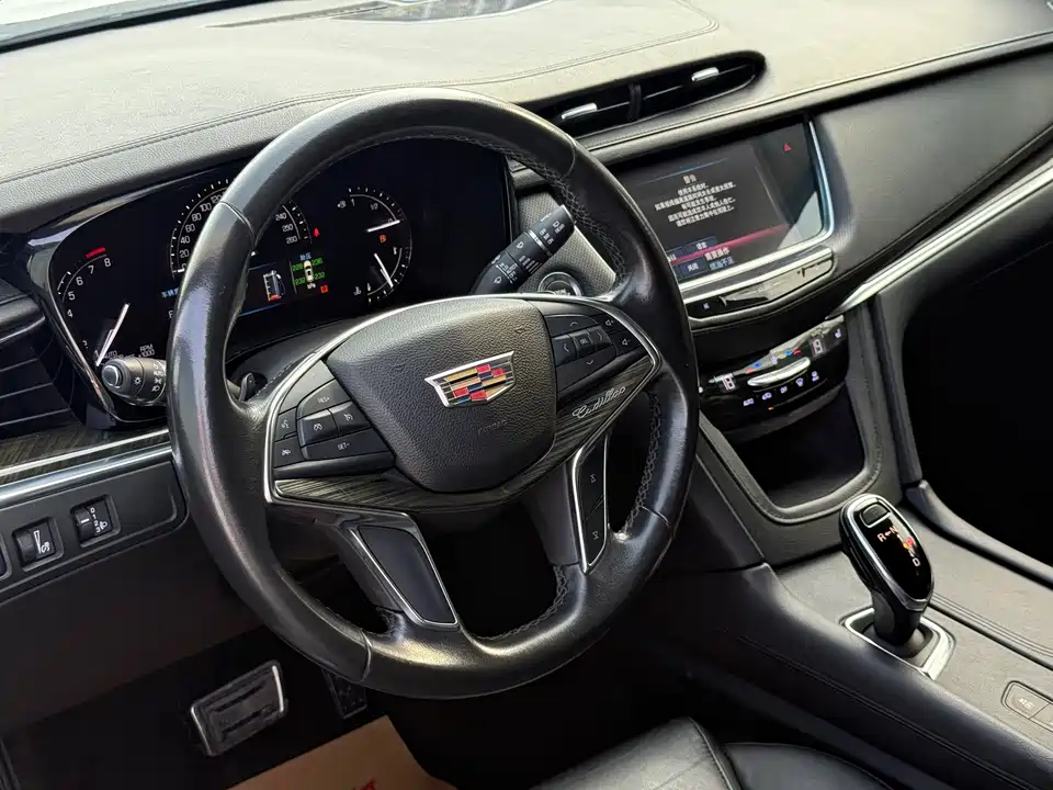 Cadillac XT5