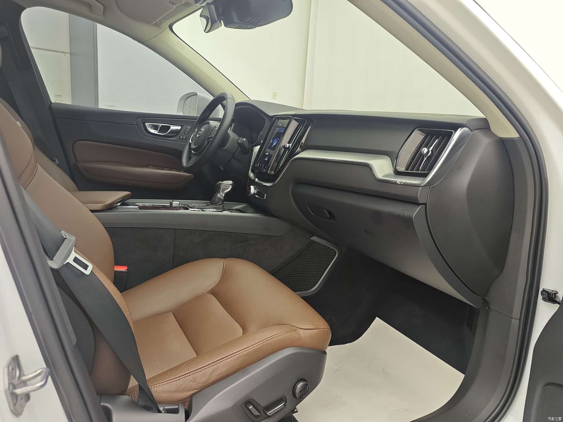 Volvo XC60, 2018 20