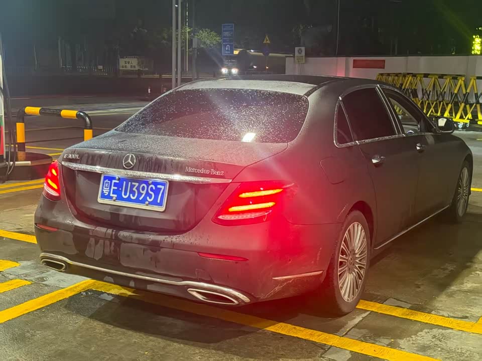 Mercedes-Benz E-class Mercedes-Benz E-class