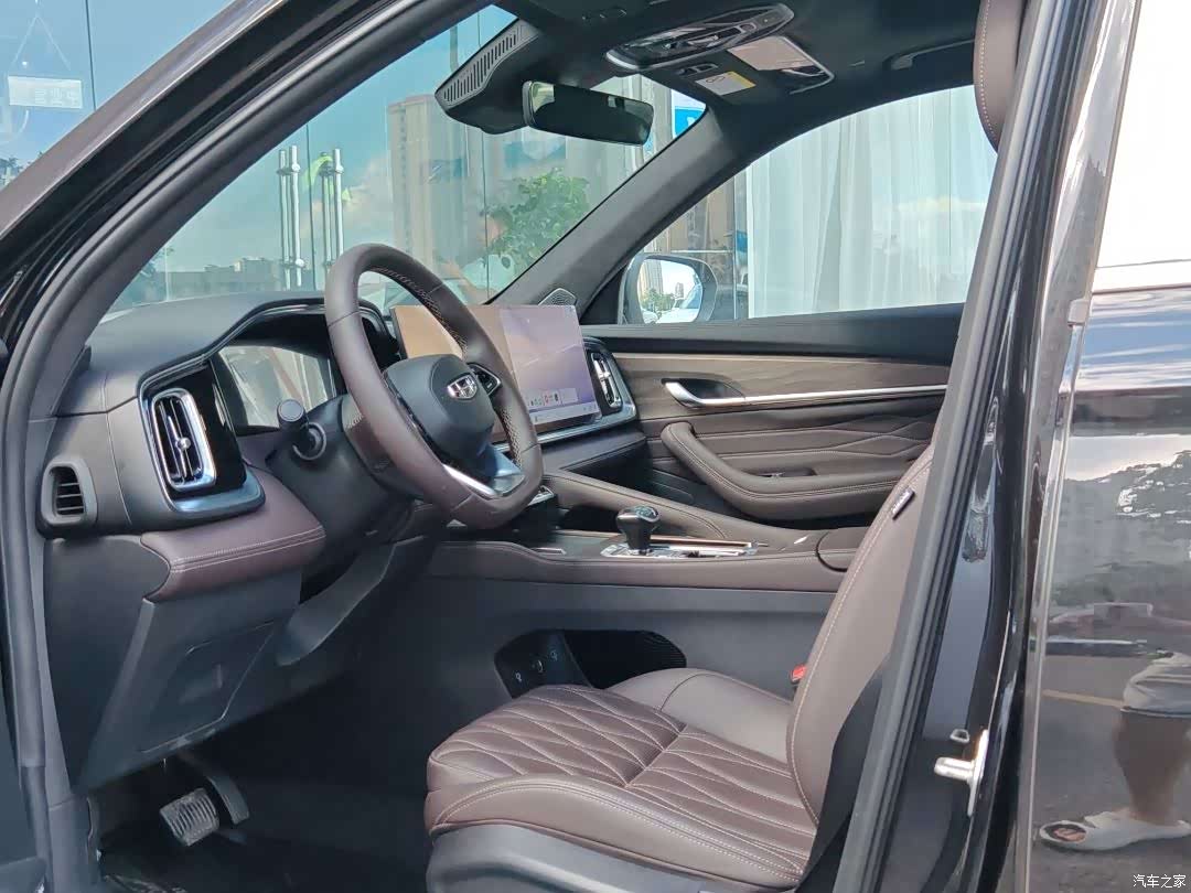 Geely Xingyue L, 2026 9
