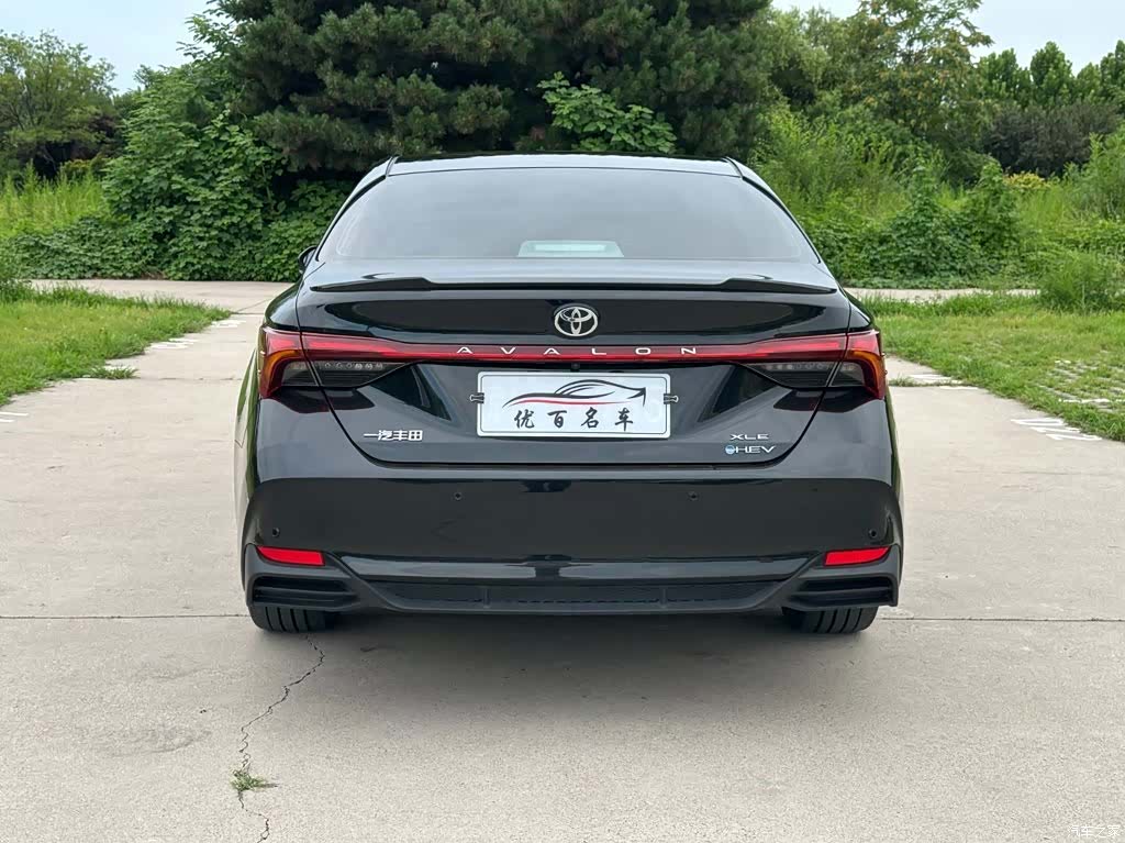 Toyota Avalon, 2024 все фото