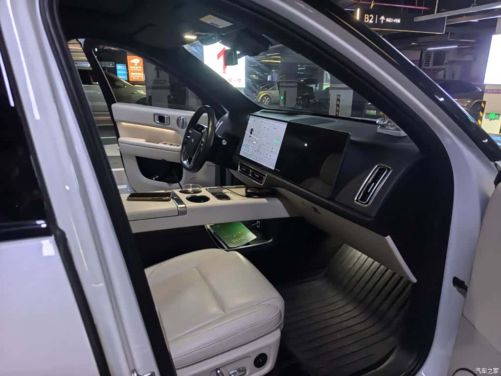 Li Auto L6, 2024 все фото