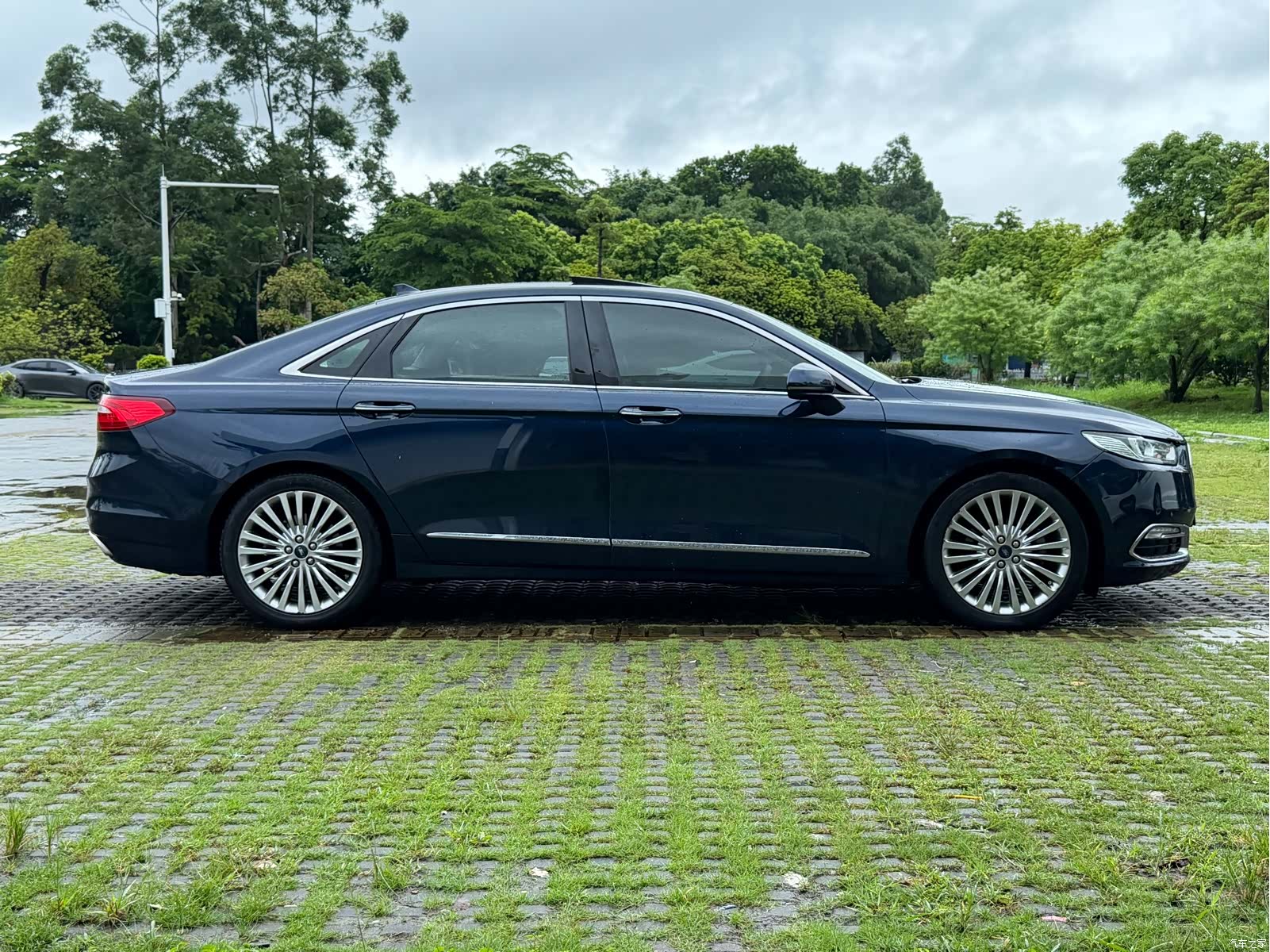 Ford Taurus, 2018 13