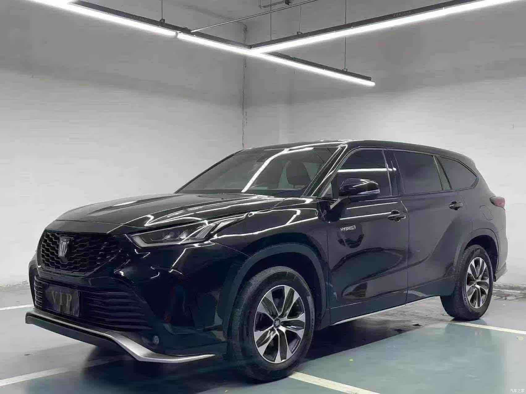 Toyota Crown, 2023 1
