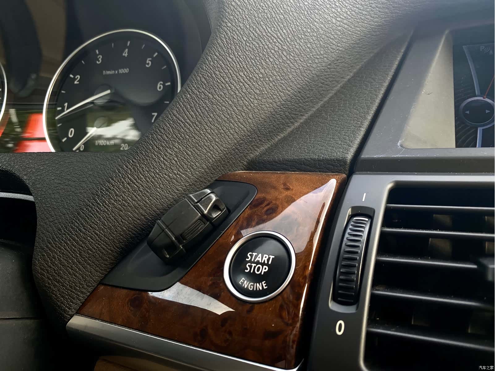 BMW X5, 2011 10
