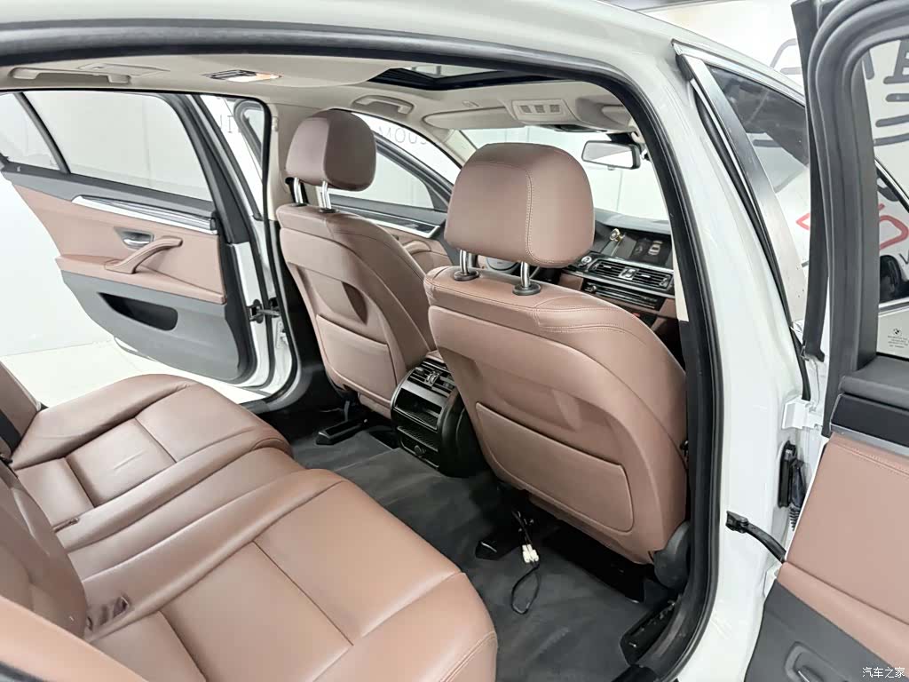 BMW 5 Series, 2016 15