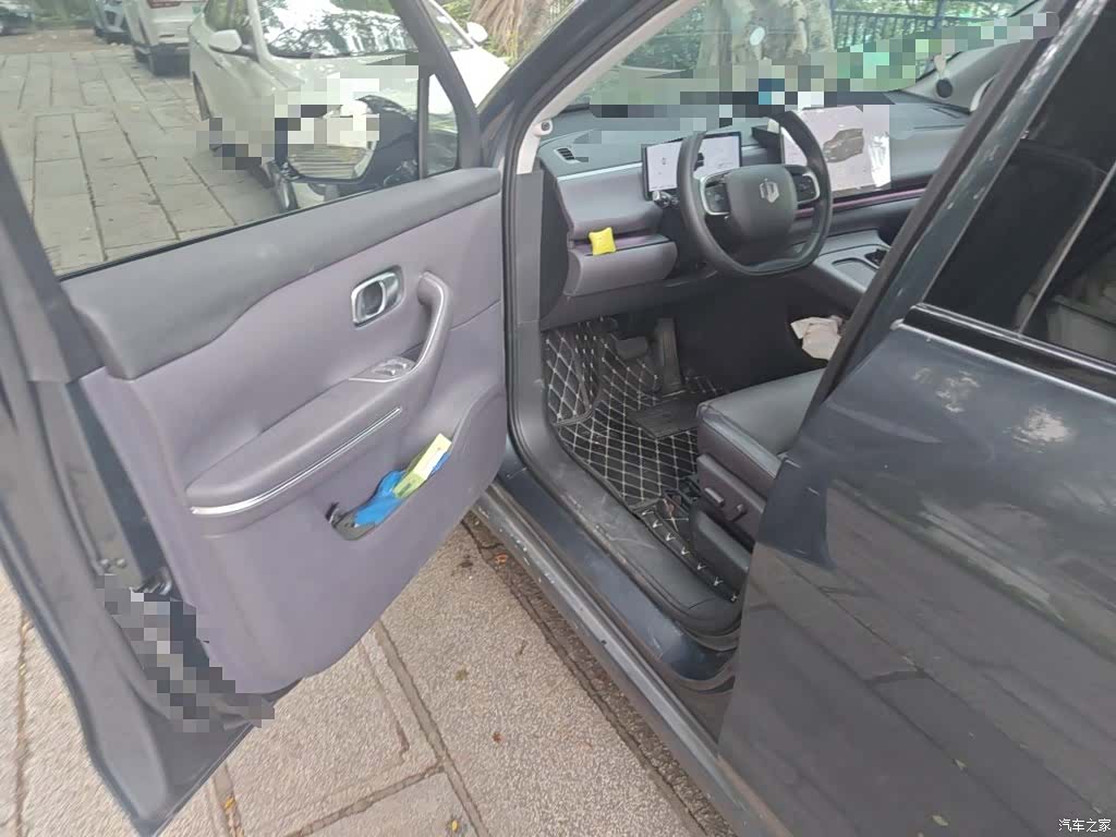 Leapmotor C16, 2024 13