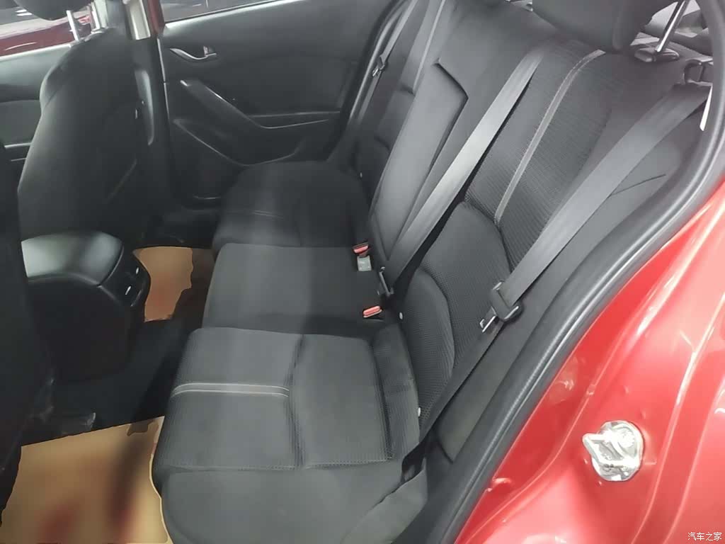 Mazda Mazda3, 2017 17