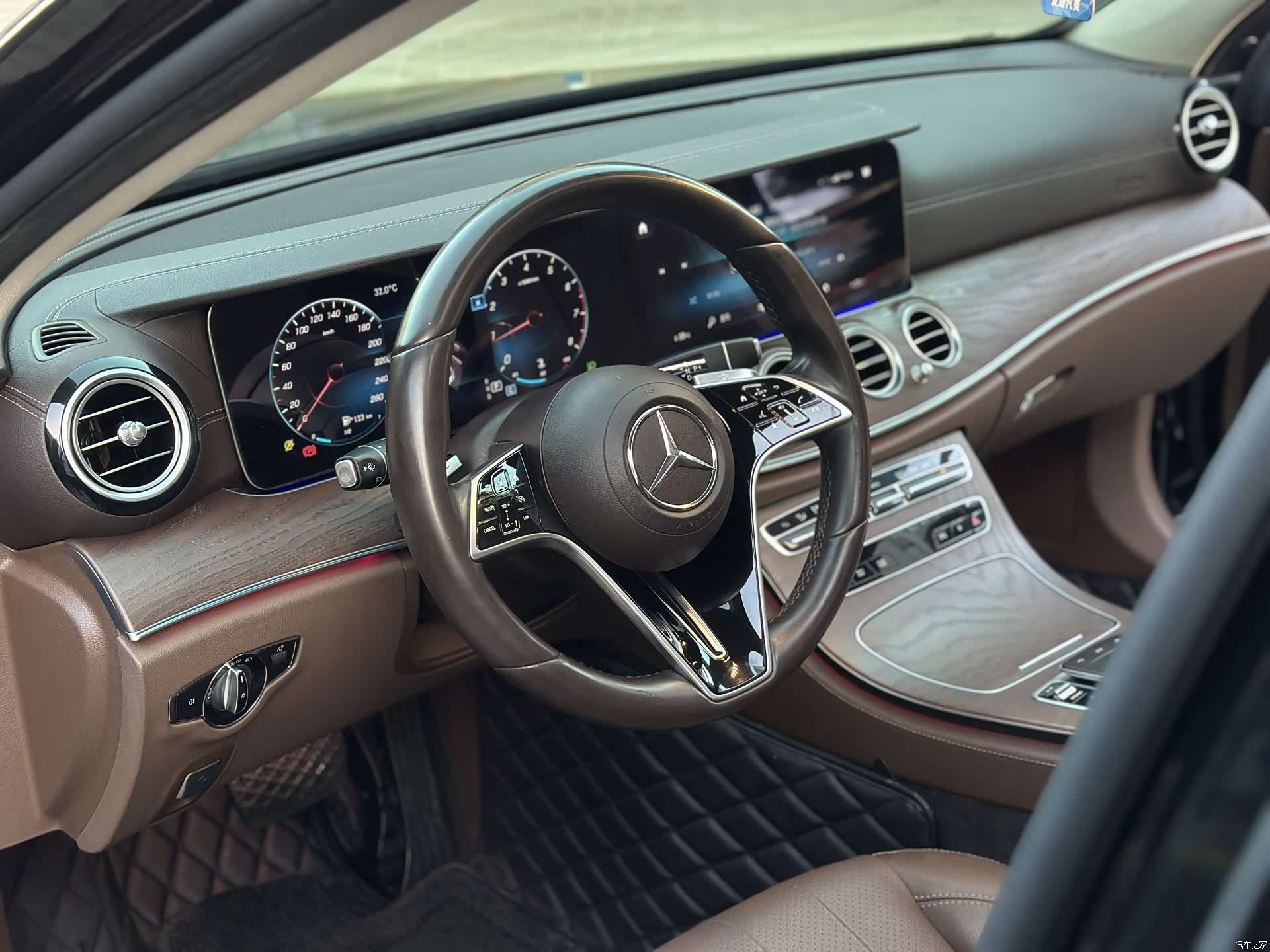 Mercedes-Benz E-Class, 2020 7
