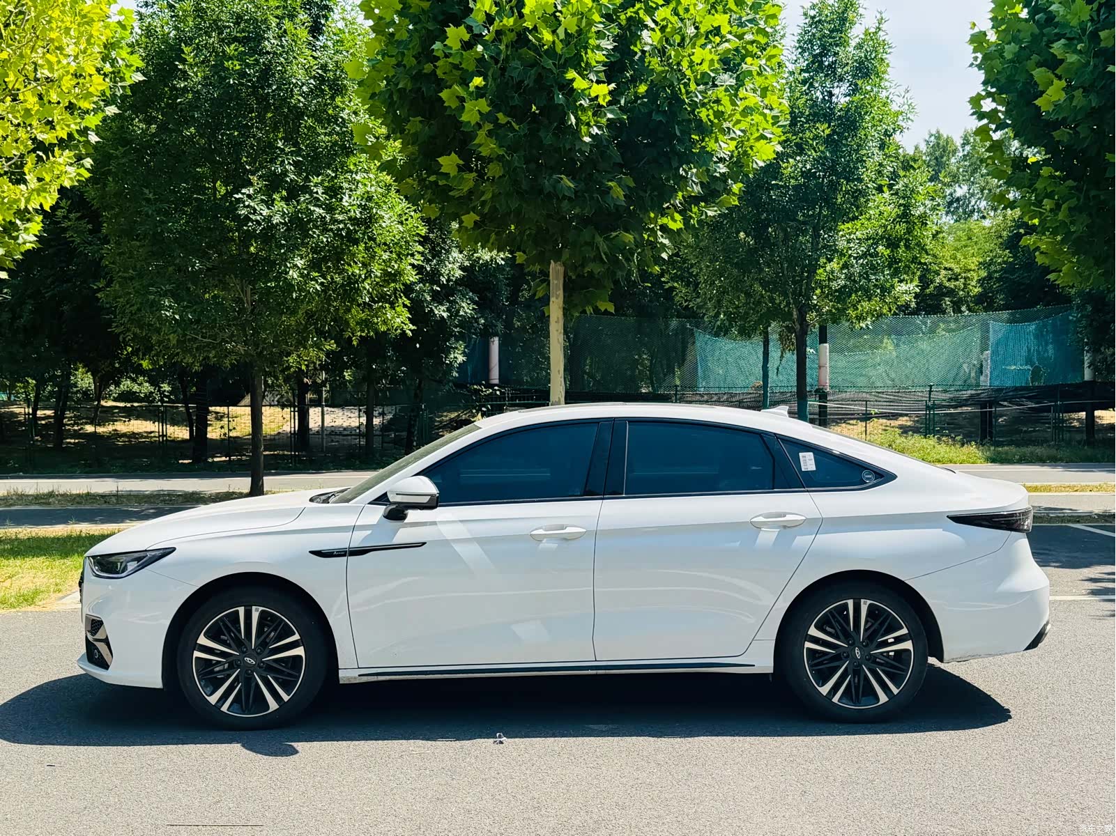 Chery Arrizo 8, 2026 7