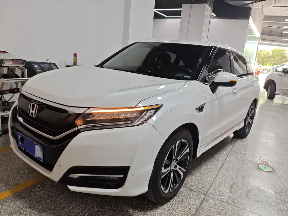 Honda UR-V