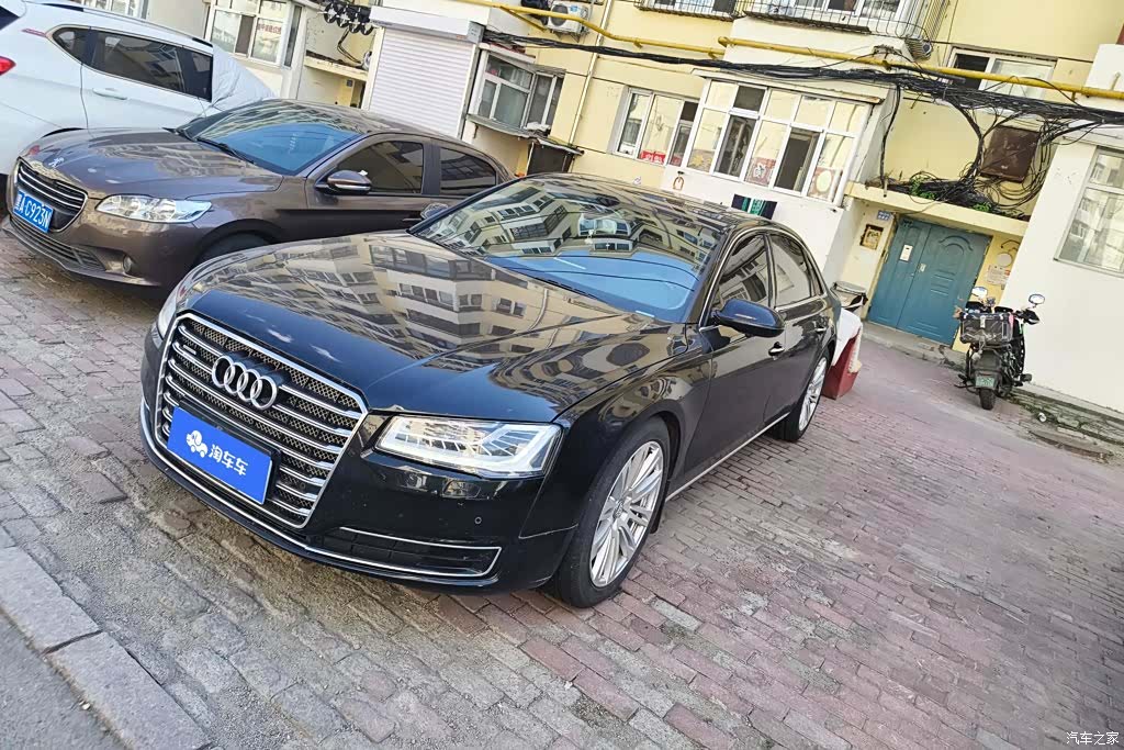 Audi A8L