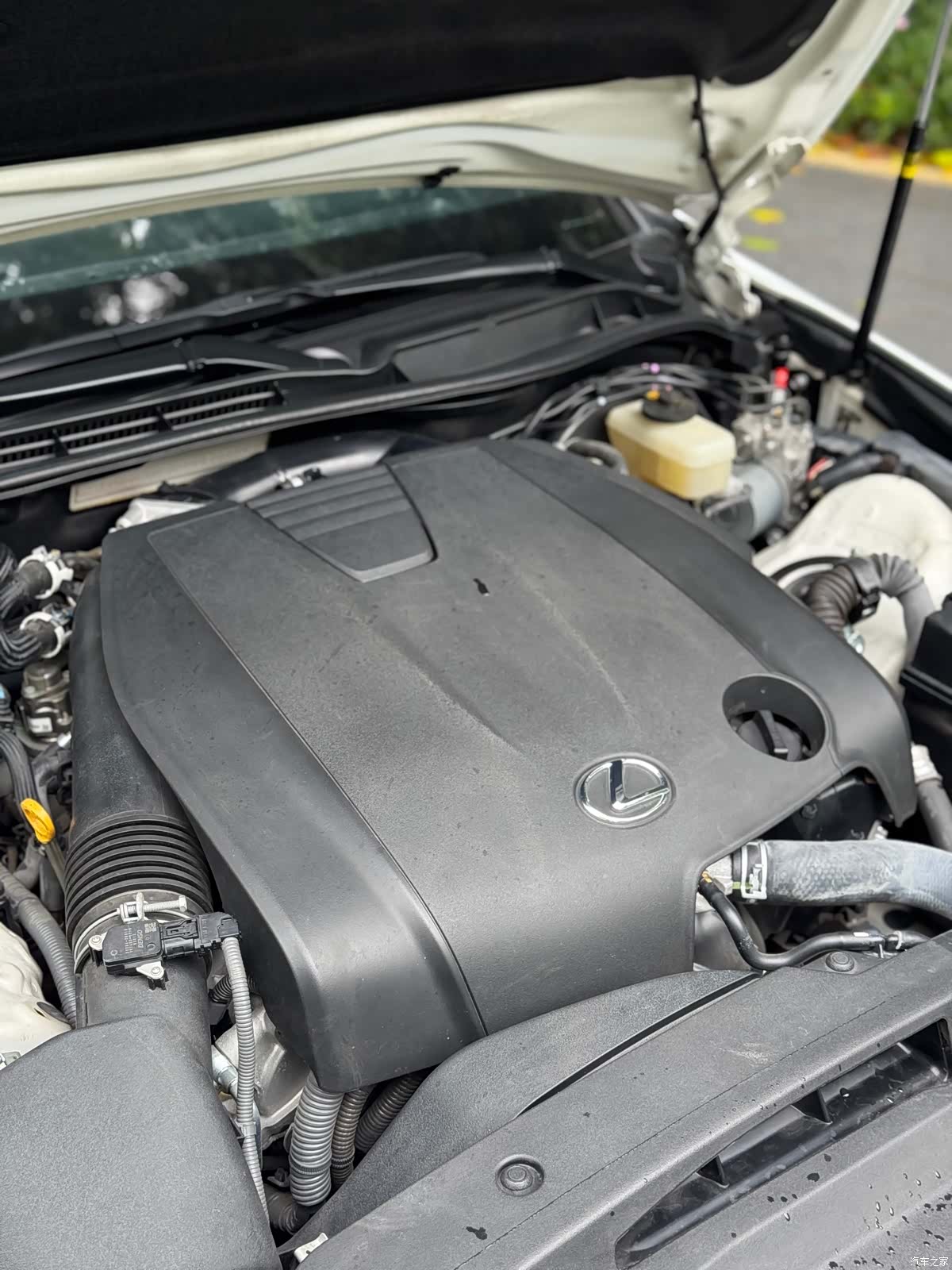 Lexus IS, 2015 7