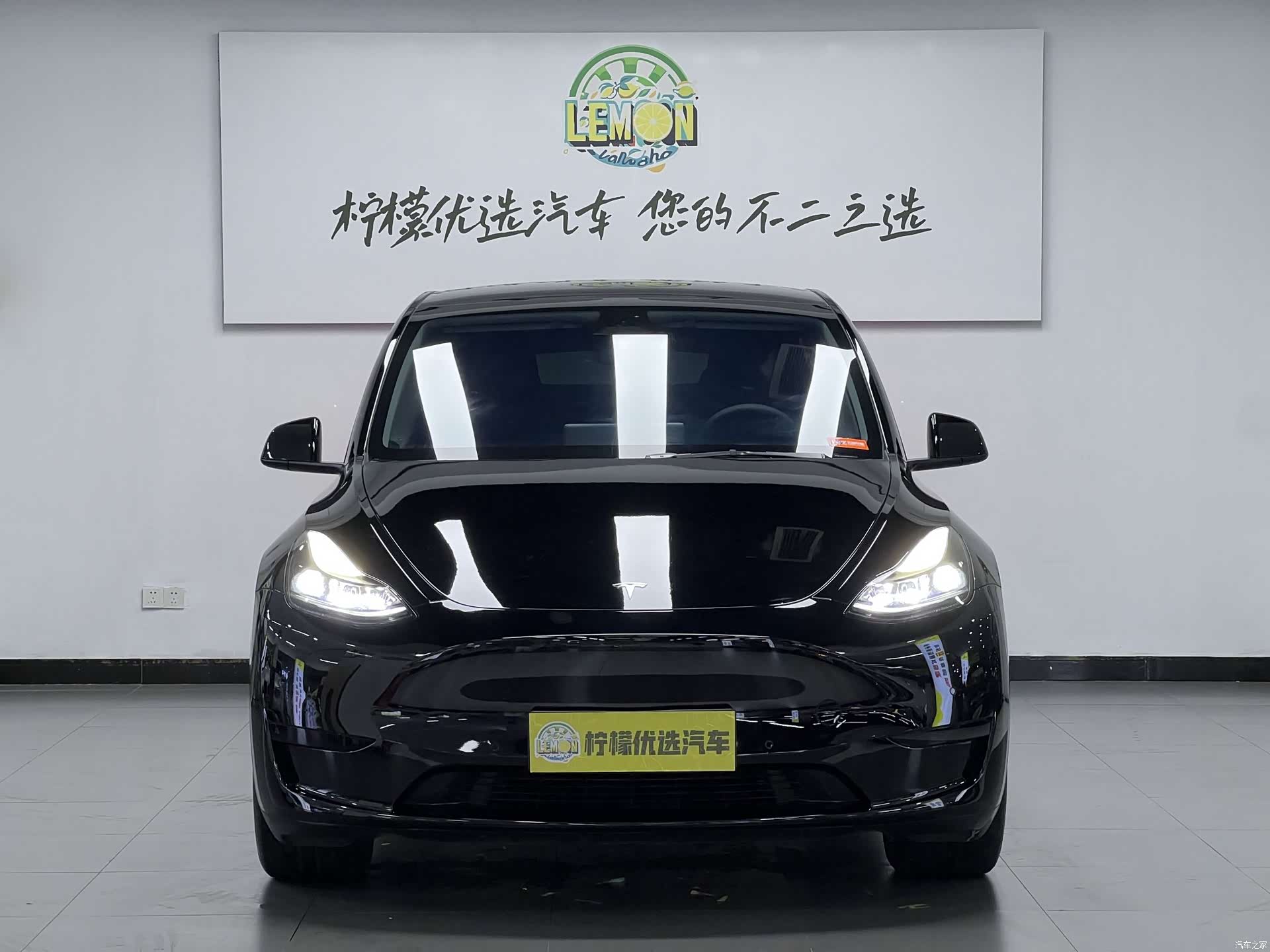 Tesla Model Y, 2022 3