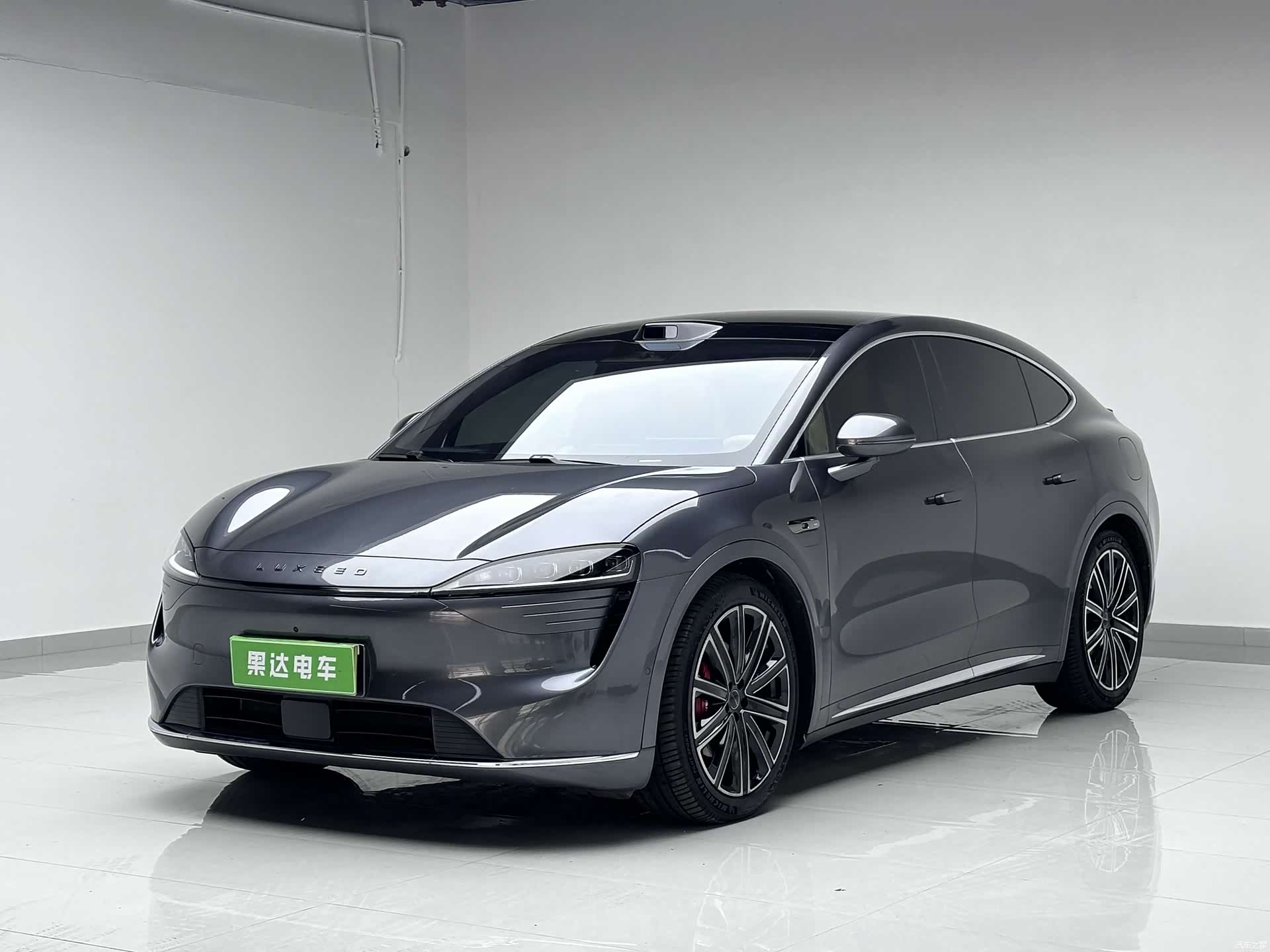 Luxeed R7, 2025 1