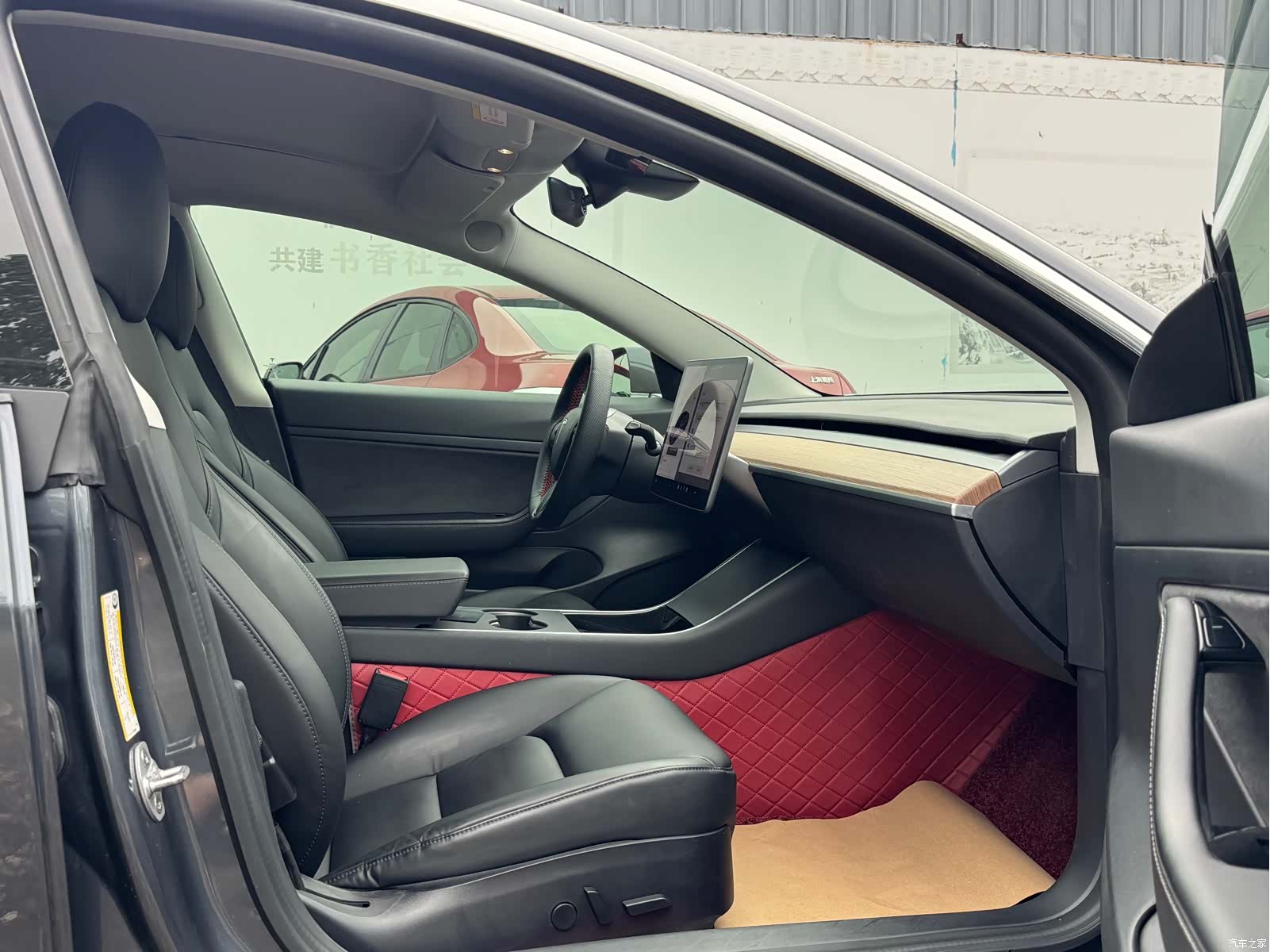 Tesla Model 3, 2020 все фото