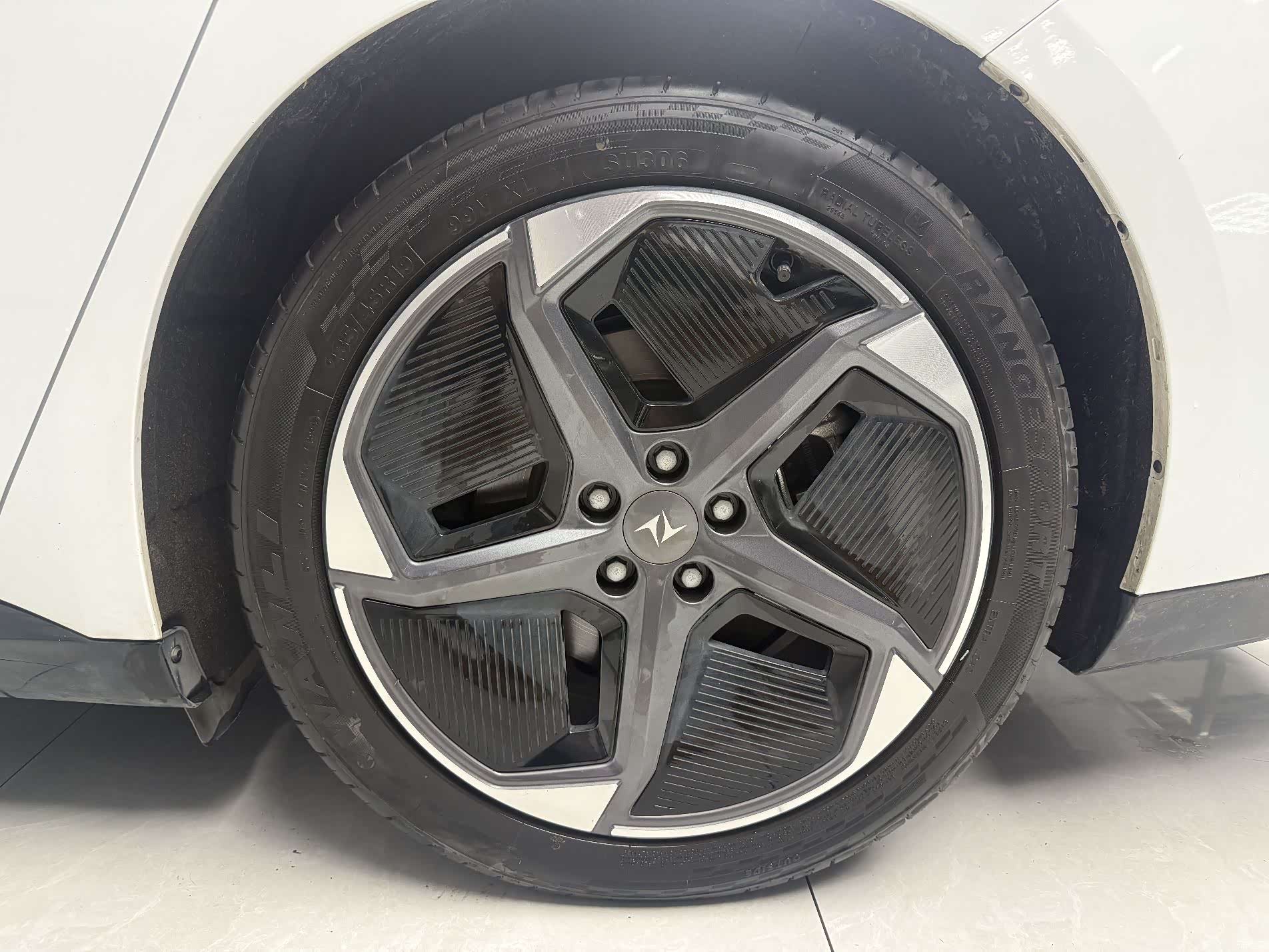 DongFeng eπ007, 2024 7