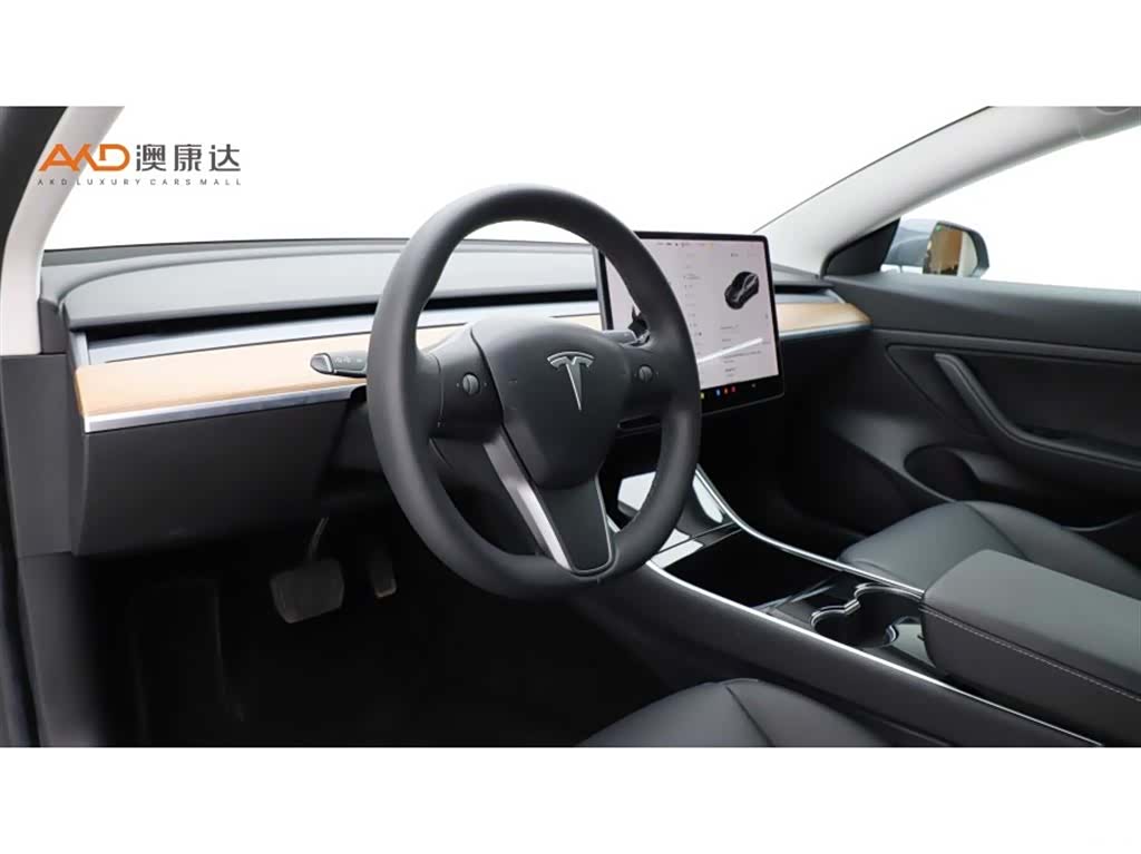 Tesla Model 3, 2020 6