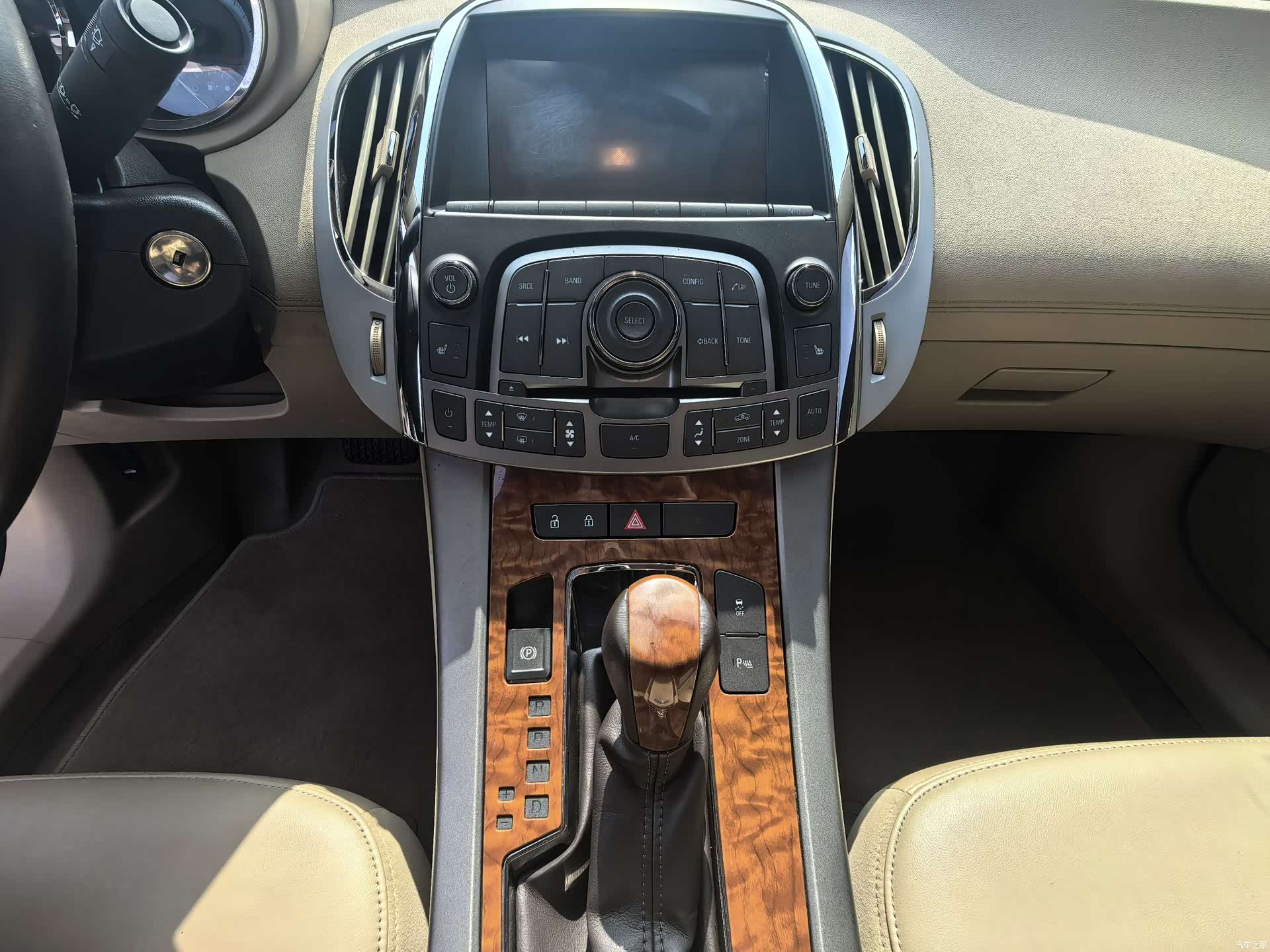 Buick LaCrosse, 2015 13