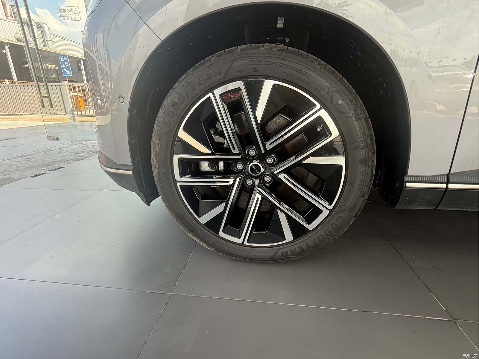 Volvo XC70, 2026 7