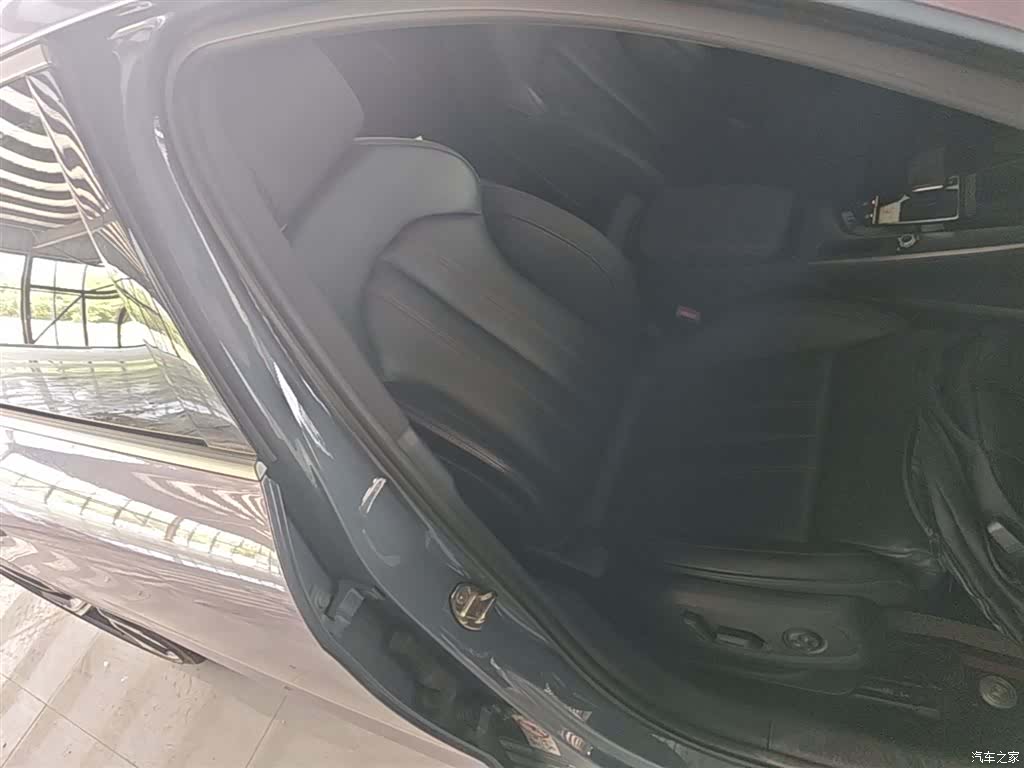 Audi A4L, 2023 25