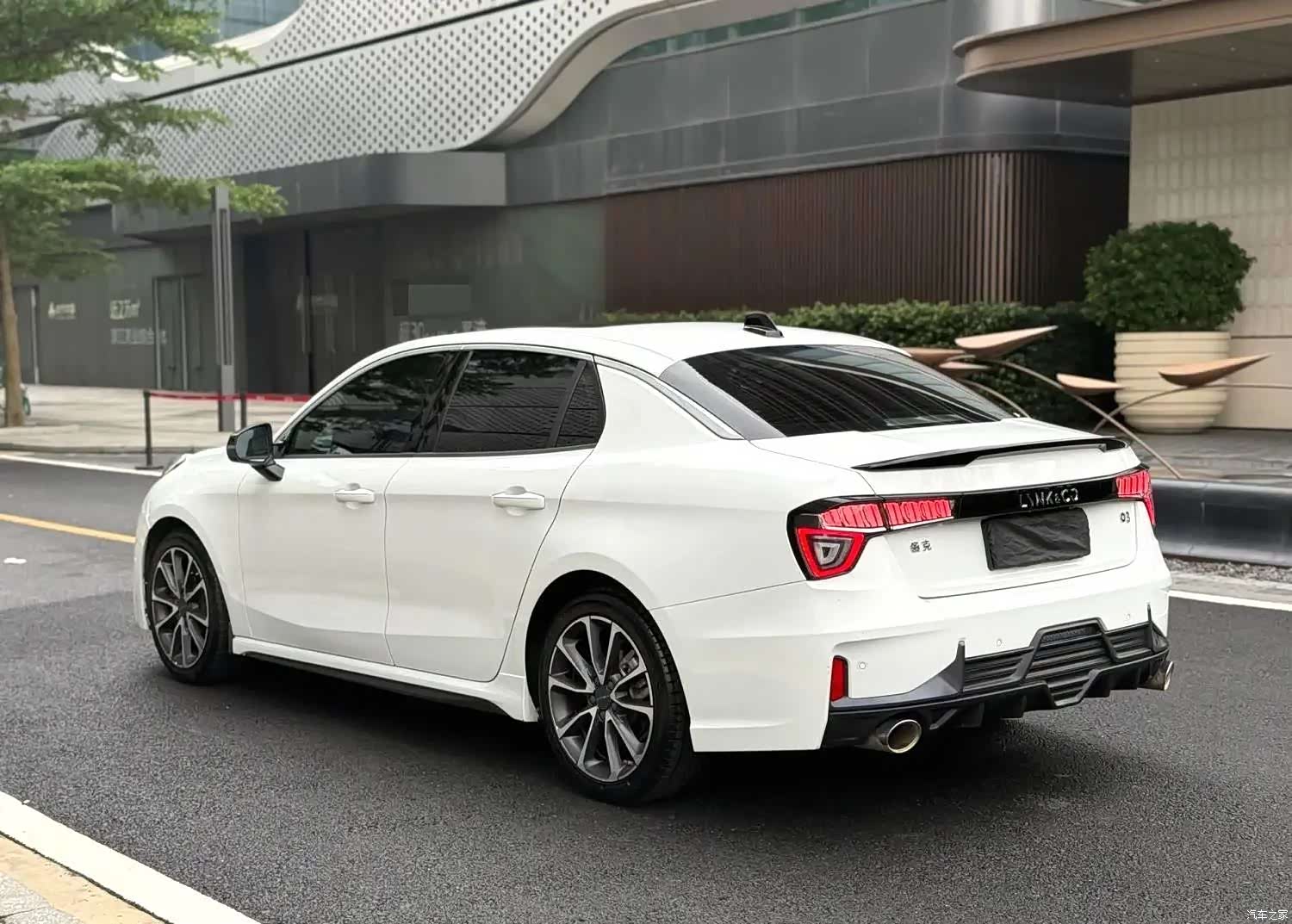 Lynk & Co 01, 2019 9